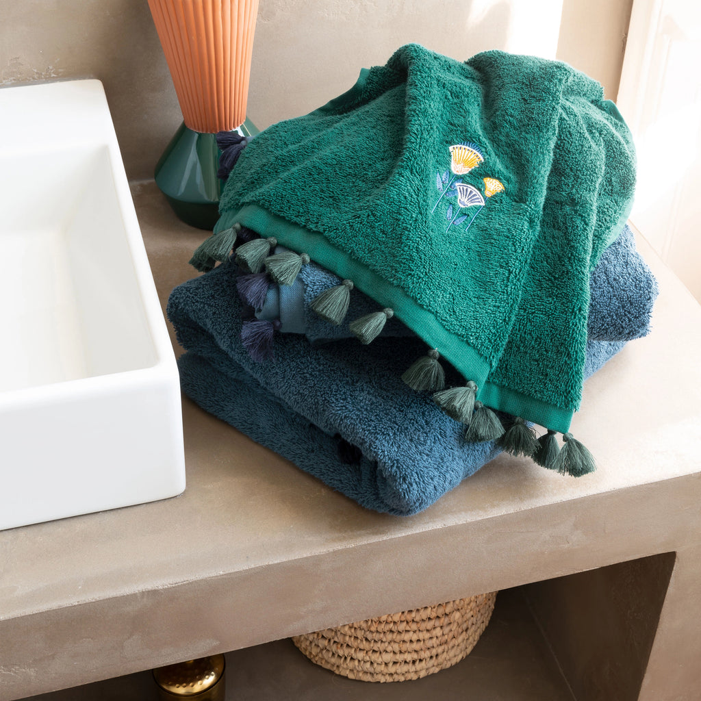 Hand Towels - Carré Blanc Canada