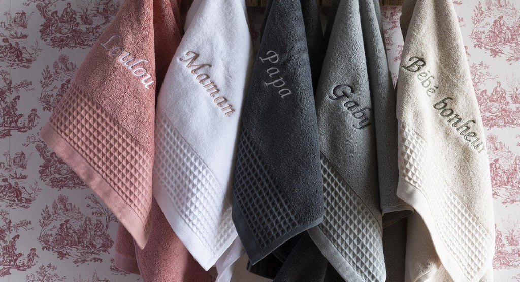 Towels - Carré Blanc Canada
