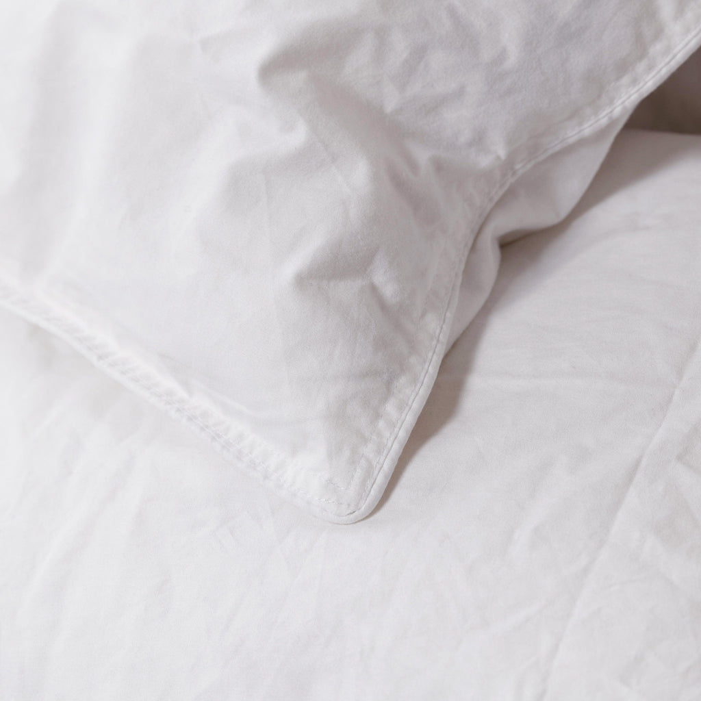 Mont Blanc Duck Down Winter Duvet - Carré Blanc Canada