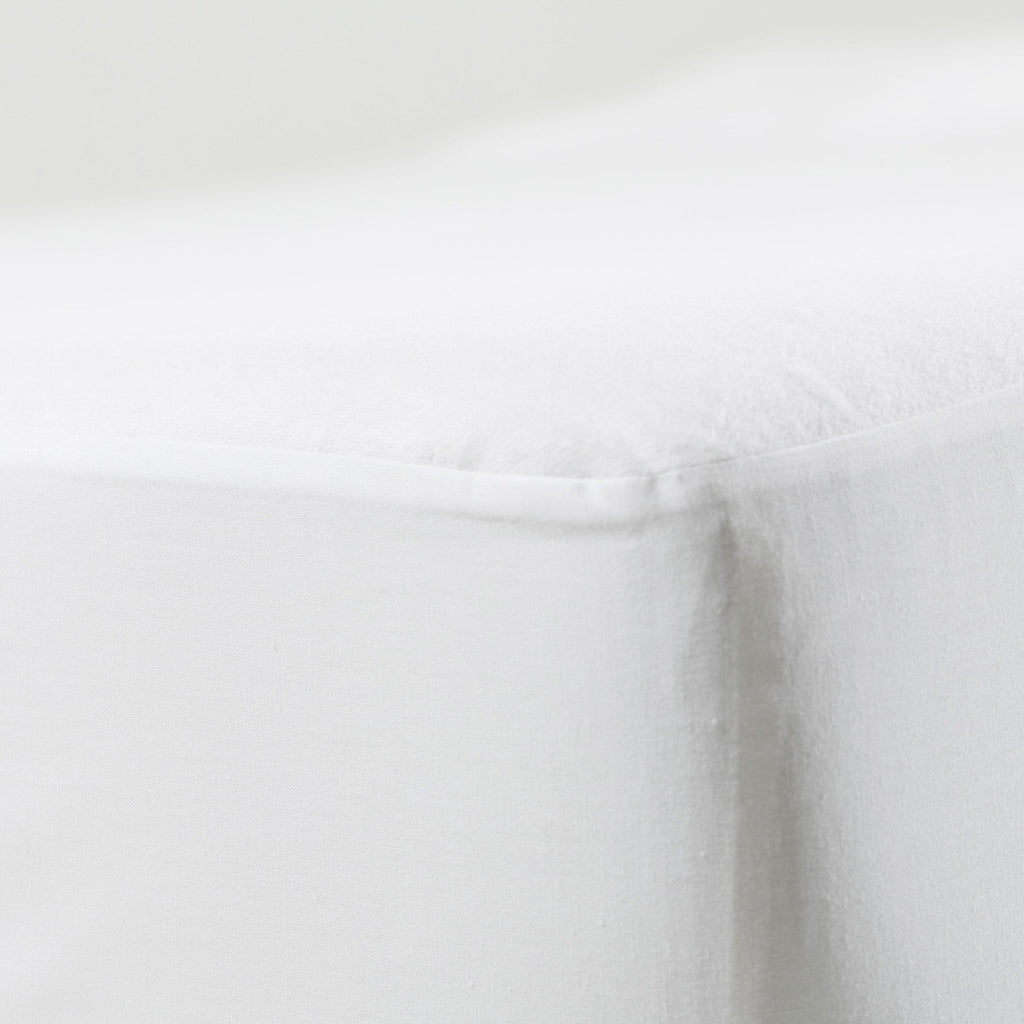 Crepuscule Fleece Mattress Protector - Carré Blanc Canada