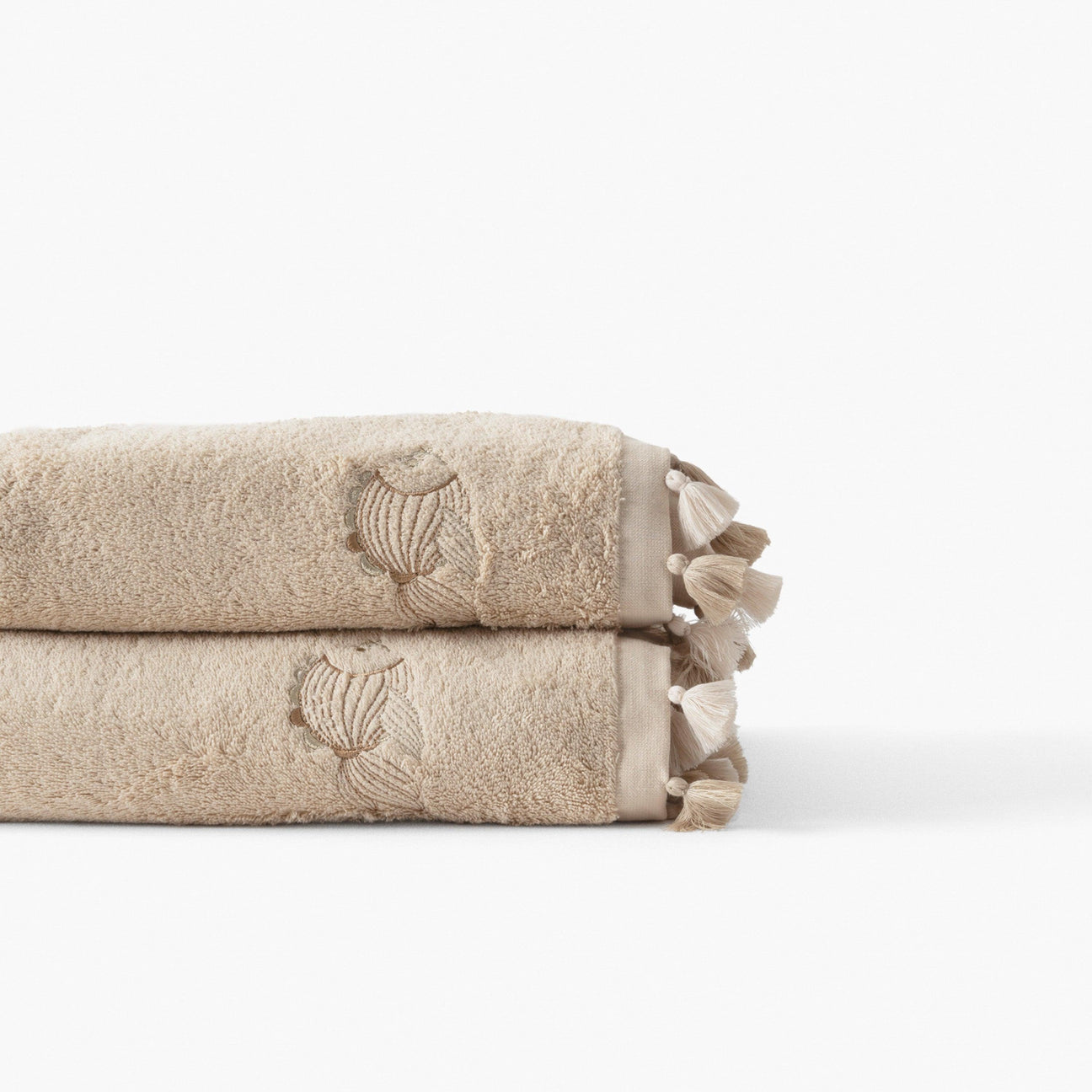 Amorgos Cotton Bath Towel - Carré Blanc Canada