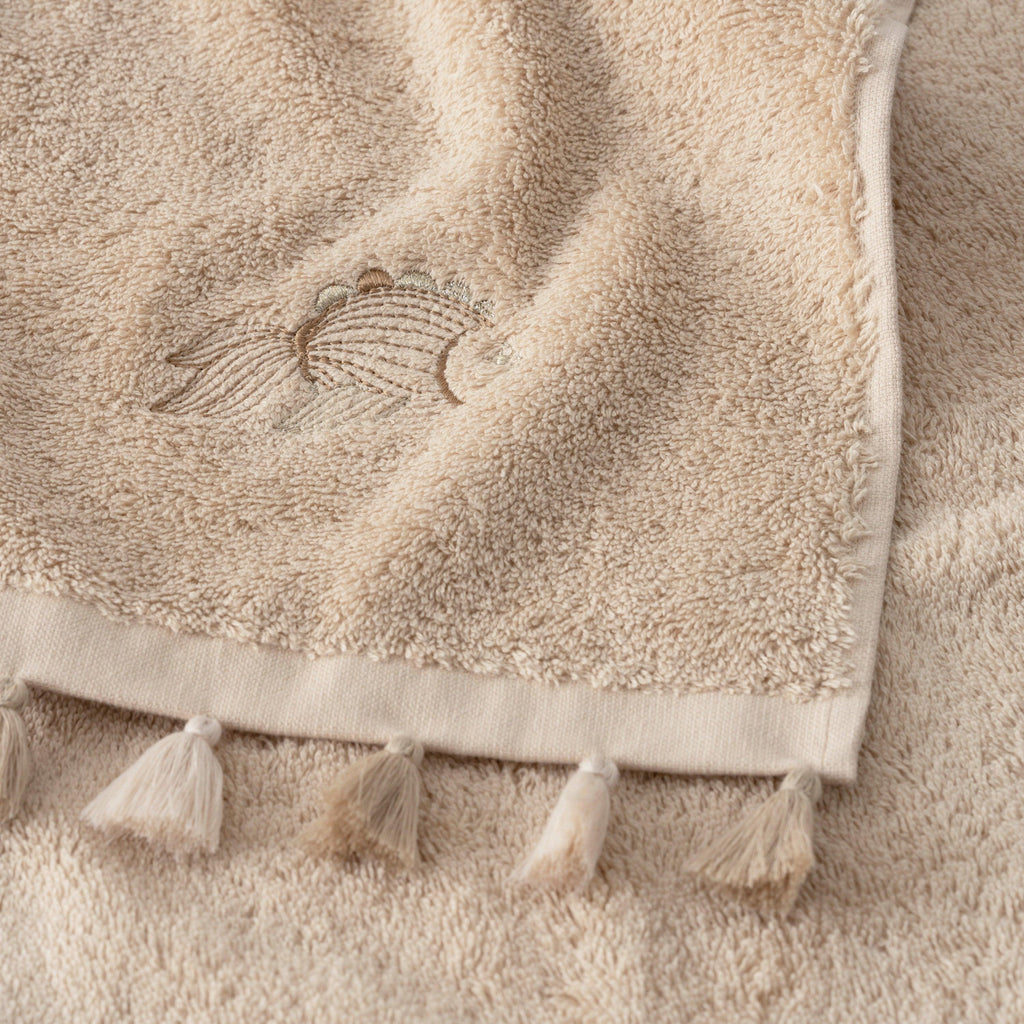 Amorgos Cotton Bath Towel - Carré Blanc Canada