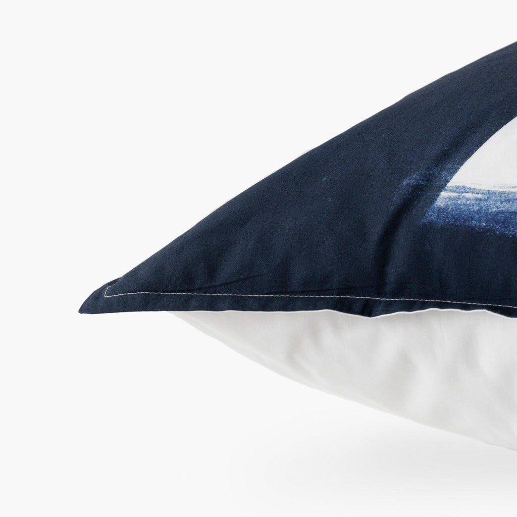 Hypnotic Rectangular Pillowcase - Carré Blanc Canada