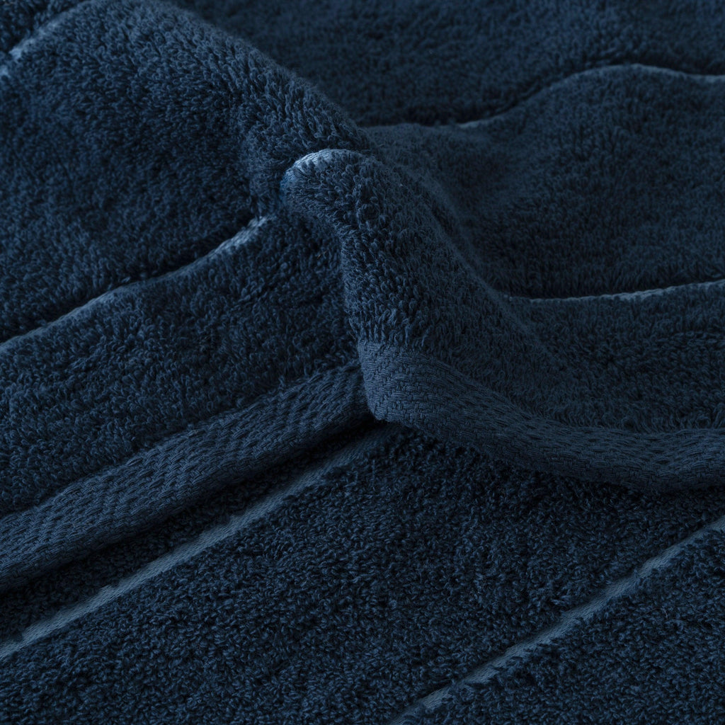 Hypnotic Navy Cotton Bath Towel - Carré Blanc Canada