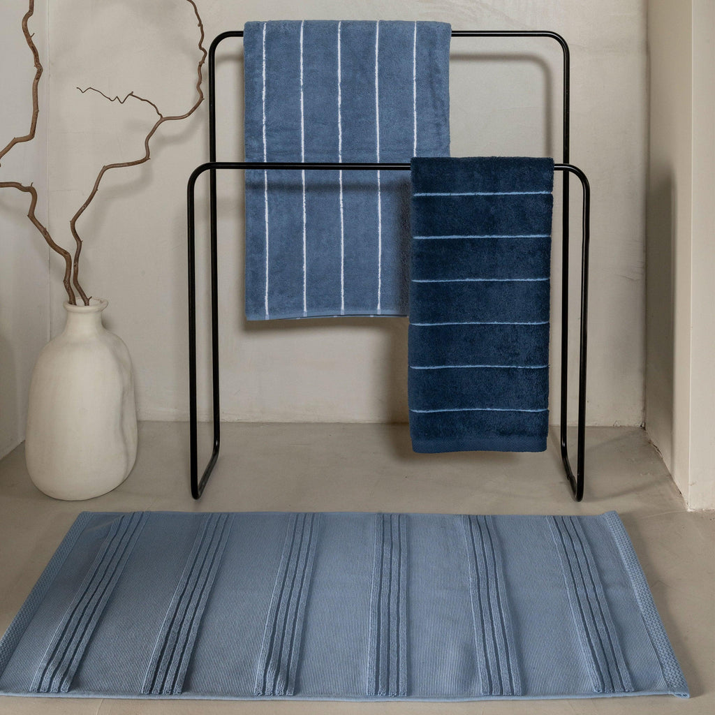 Hypnotic Indigo Cotton Bath Mat - Carré Blanc Canada