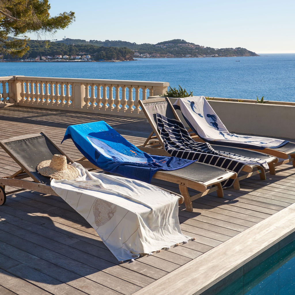 Amorgos Cotton Turkish Beach Towel - Carré Blanc Canada