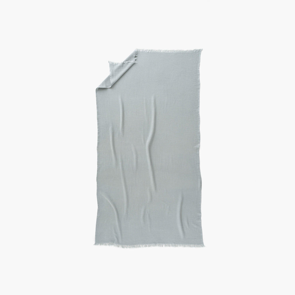 Pyla Glacier Cotton Turkish Beach Towel - Carré Blanc Canada