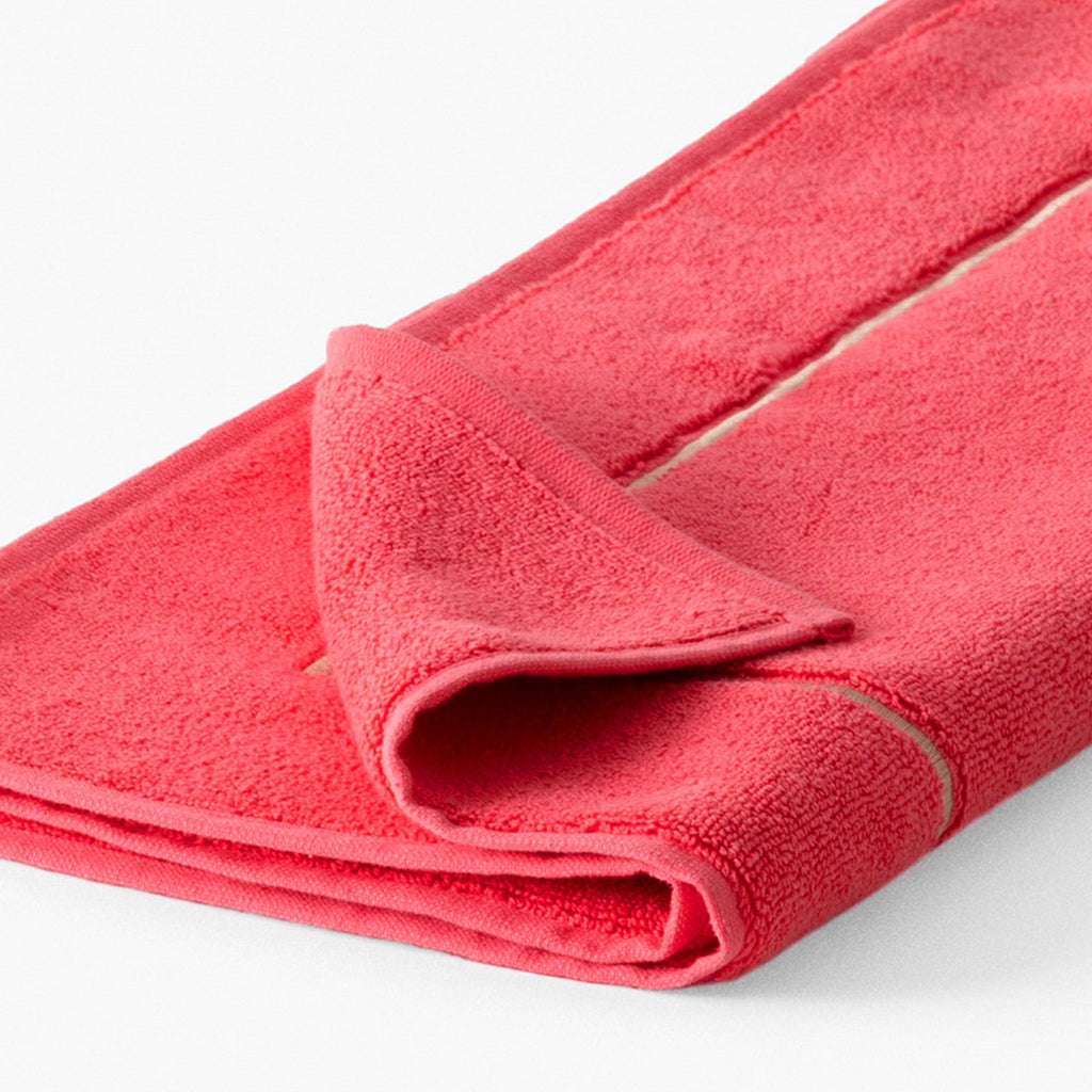 Rosella Poppy Cotton Bathmat - Carré Blanc Canada