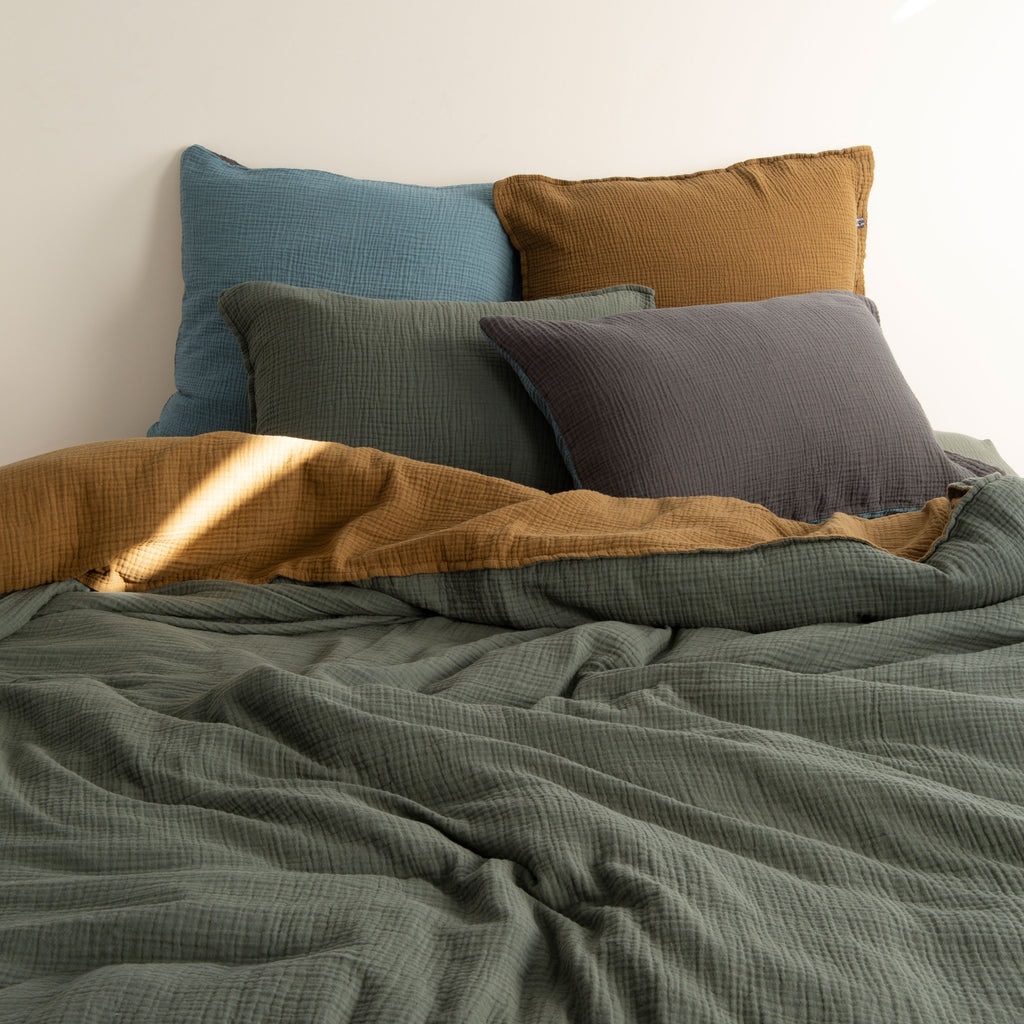 Infini Multicoloured Square Pillowcase - Carré Blanc Canada