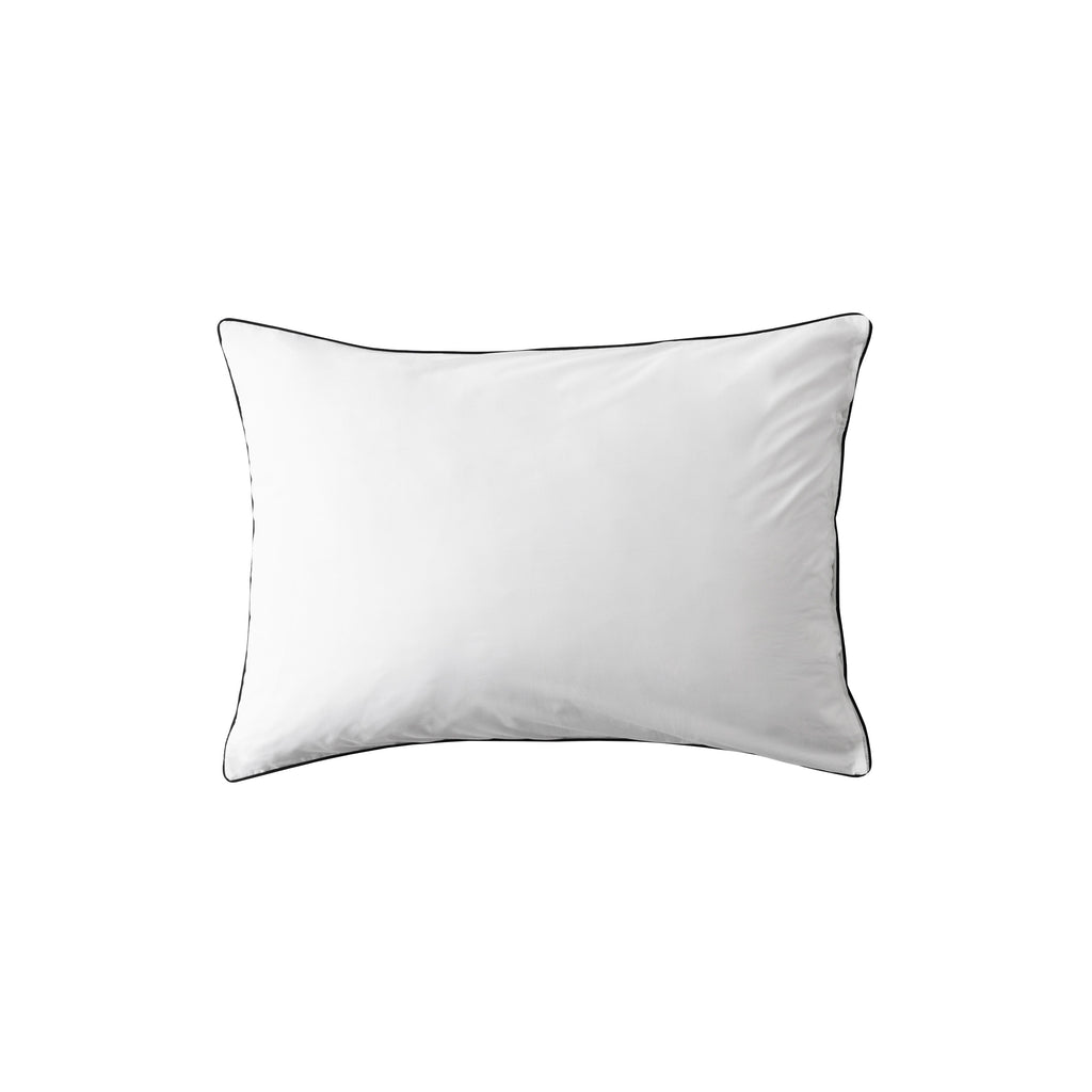 Danaide Rectangular Pillowcase - Carré Blanc Canada