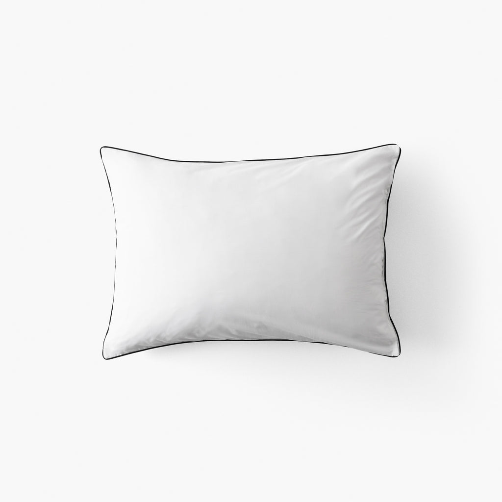 Danaide Rectangular Pillowcase - Carré Blanc Canada