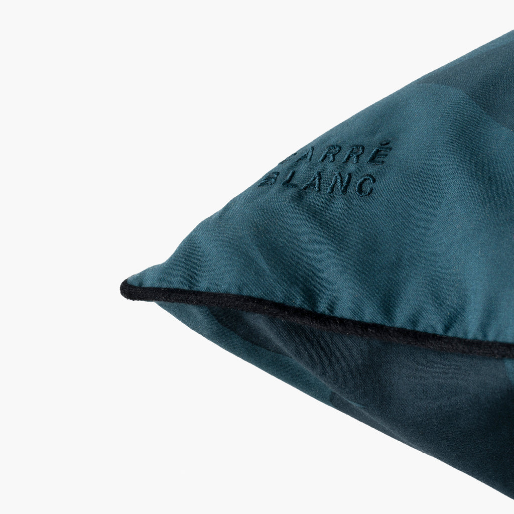 Eclats Rectangular Cotton Pillowcase - Carré Blanc Canada