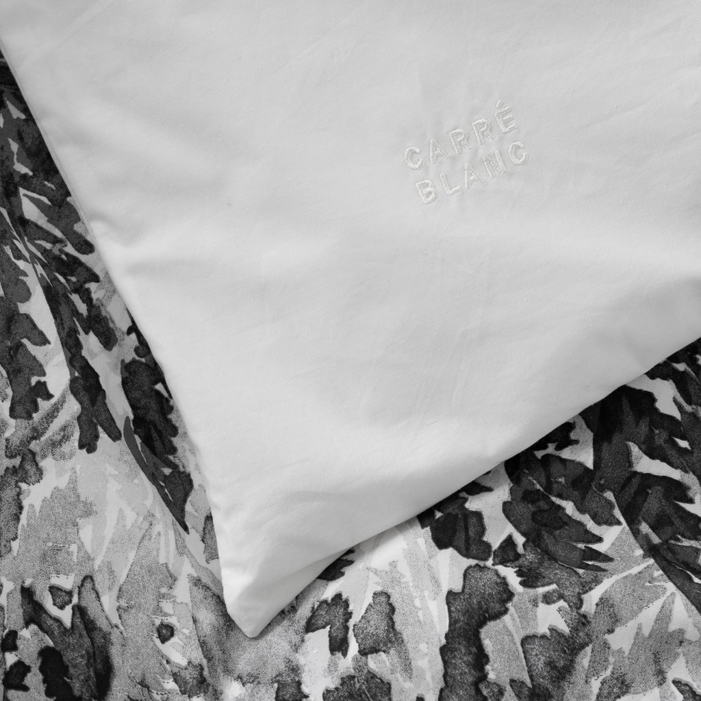 Ietulou Duvet Cover - Carré Blanc Canada