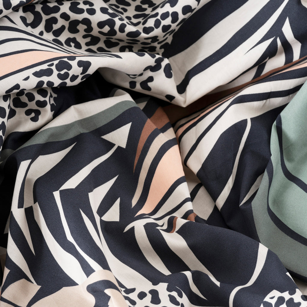 Ysee Reversible Cotton Duvet Cover - Carré Blanc Canada