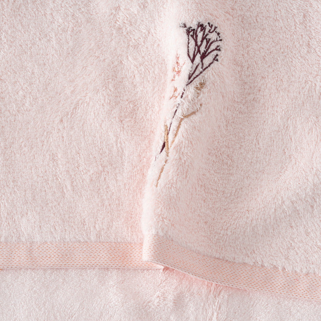 Aura Bath Towel - Carré Blanc Canada