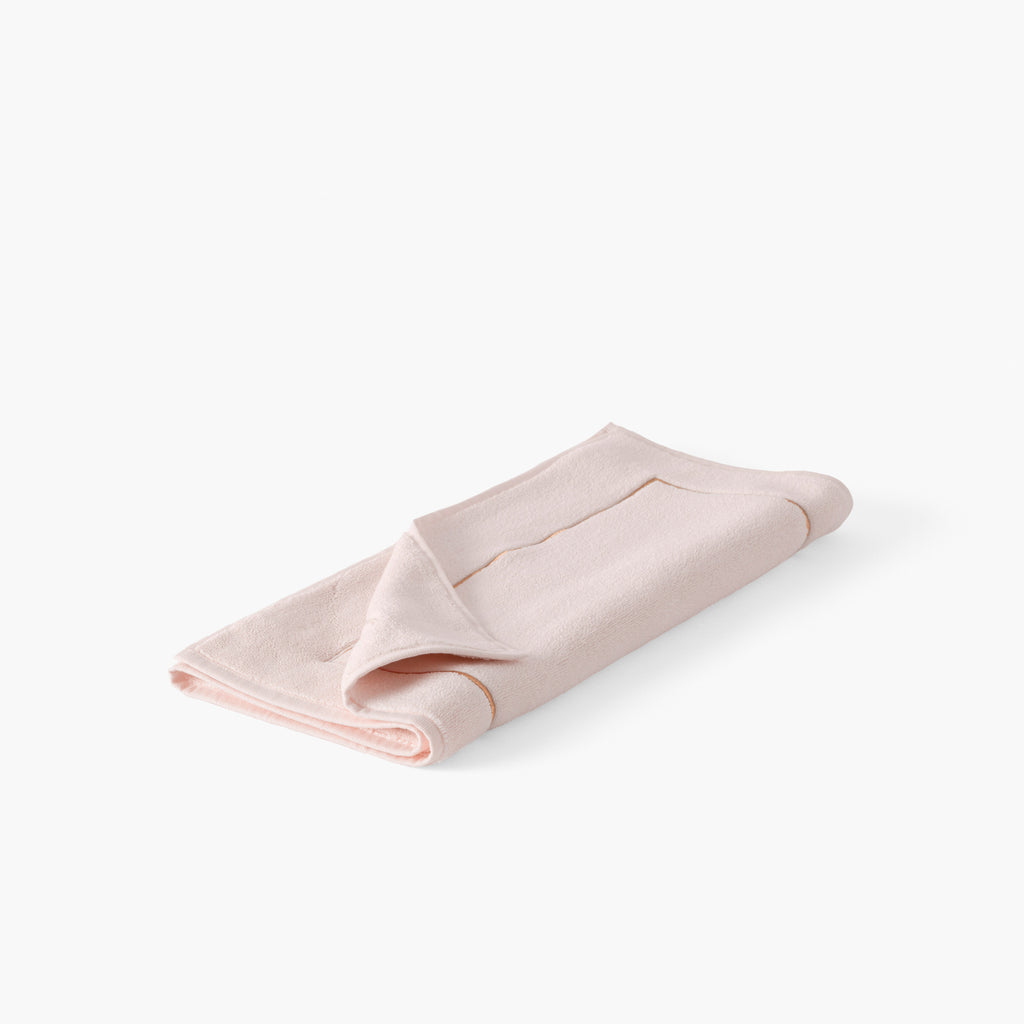 Aura Bath Mat - Carré Blanc Canada