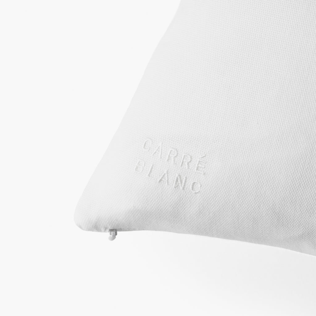 Elaphe Square Pillowcase - Carré Blanc Canada