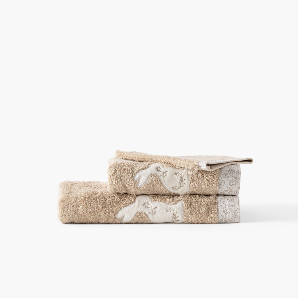 Merveille Beige Cotton Bath Towel - Carré Blanc Canada