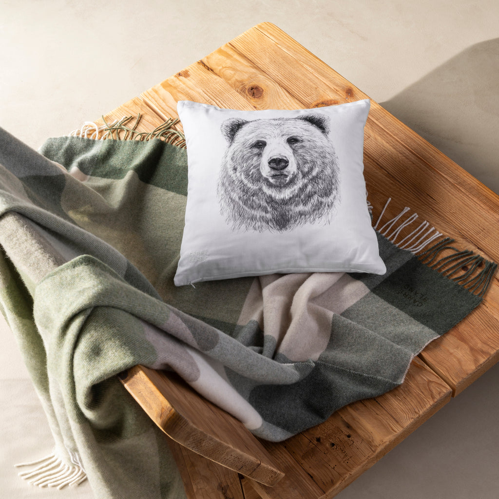 Grizzli Square Pillowcase - Carré Blanc Canada