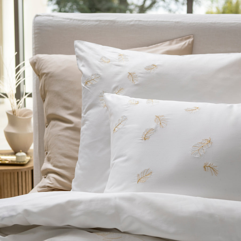 Mon Ange White Rectangular Pillowcase - Carré Blanc Canada