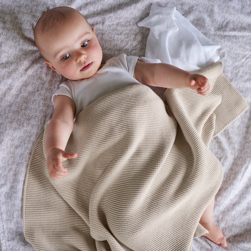Bienvenue Natural Knitted Children's Blanket - Carré Blanc Canada