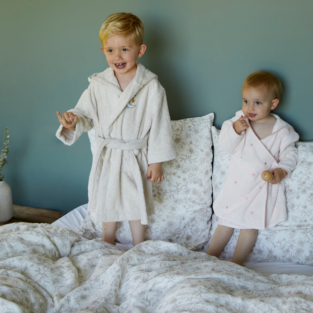Bienvenue Beige Children's Organic Cotton Bathrobe - Carré Blanc Canada