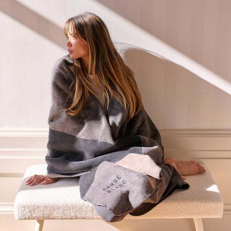 Les Arcs Cotton & Polyester Throw - Slate - 1