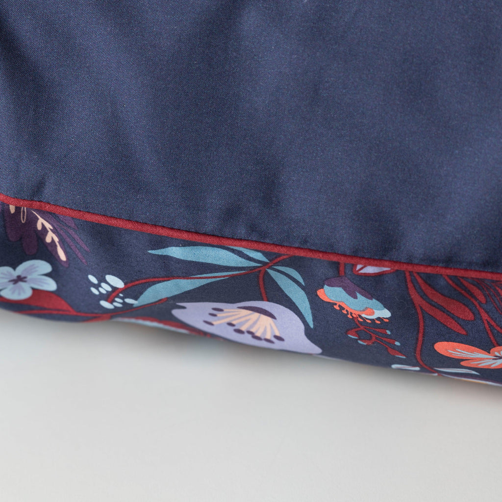 Square Pillowcase in Pure Organic Cotton Anouchka - Carré Blanc Canada