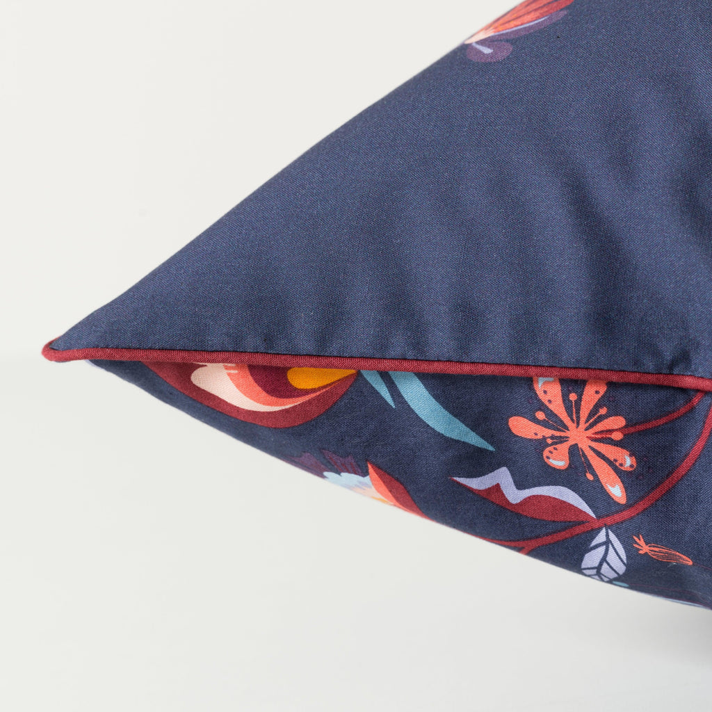 Square Pillowcase in Pure Organic Cotton Anouchka - Carré Blanc Canada