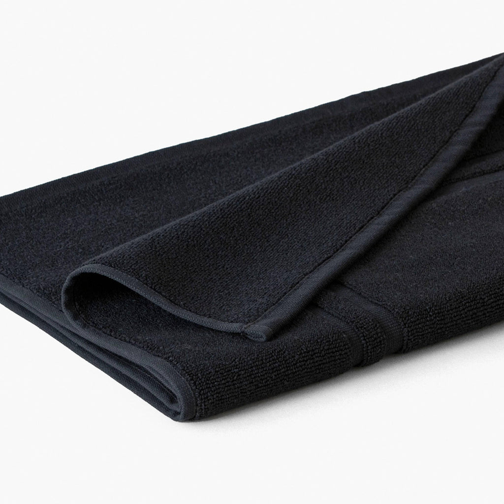 Lola II Black Cotton Bath Mat - Carré Blanc Canada