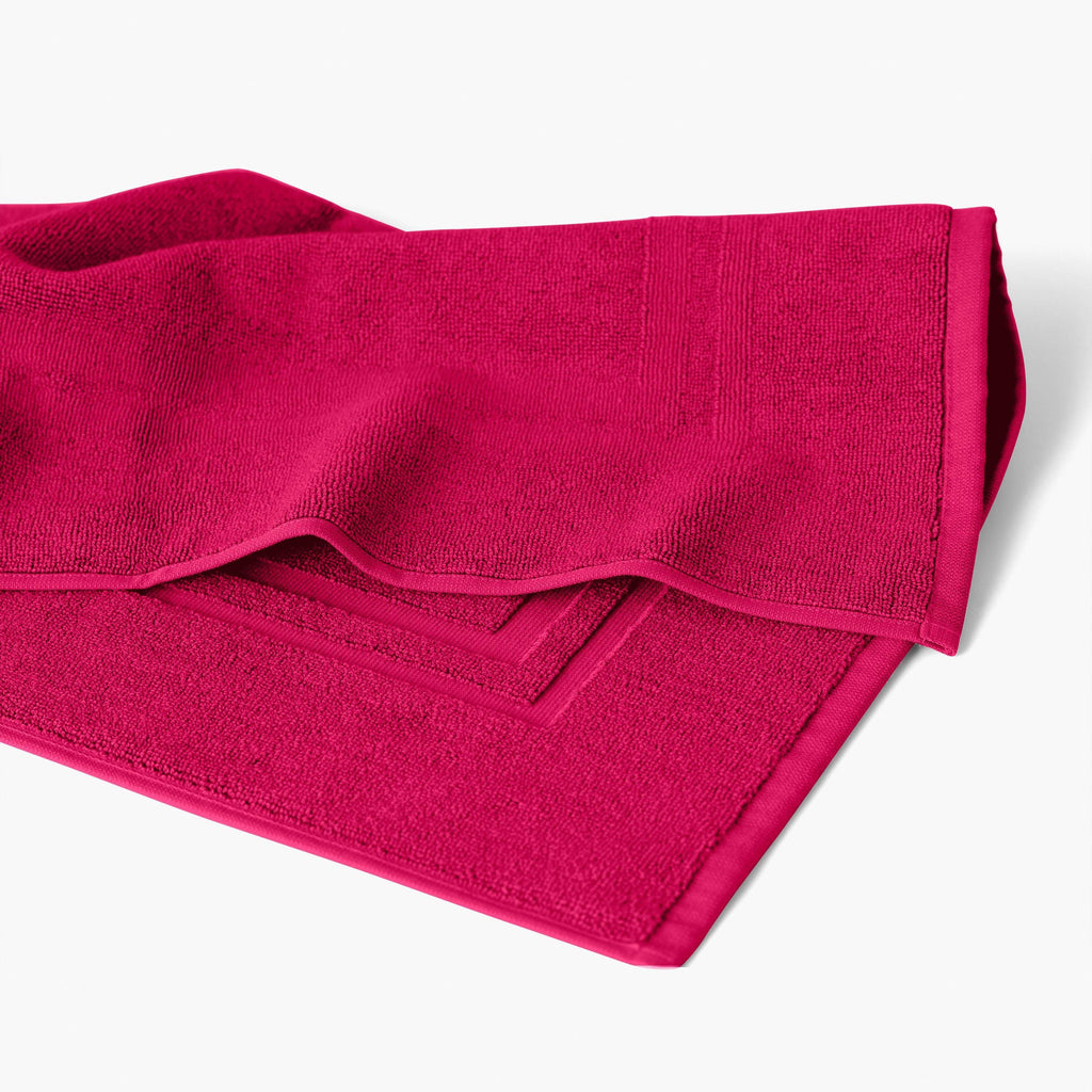 Lola II Raspberry Cotton Bath Mat - Carré Blanc Canada