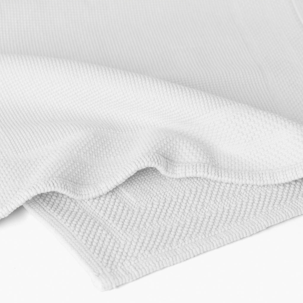 Source White Organic Cotton Bouclette Bath Mat - Carré Blanc Canada