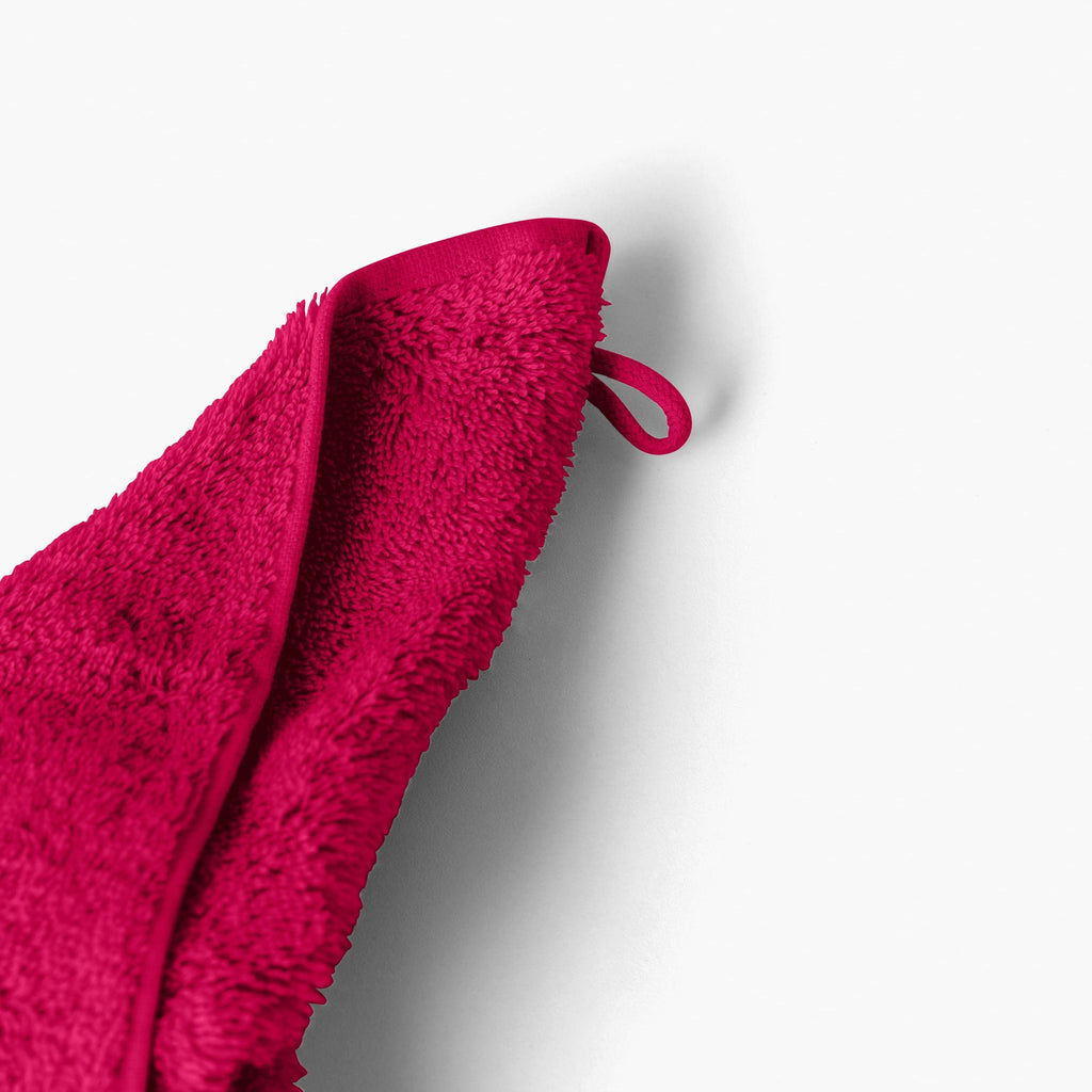 Lola II Raspberry Bathmop in Cotton - Carré Blanc Canada