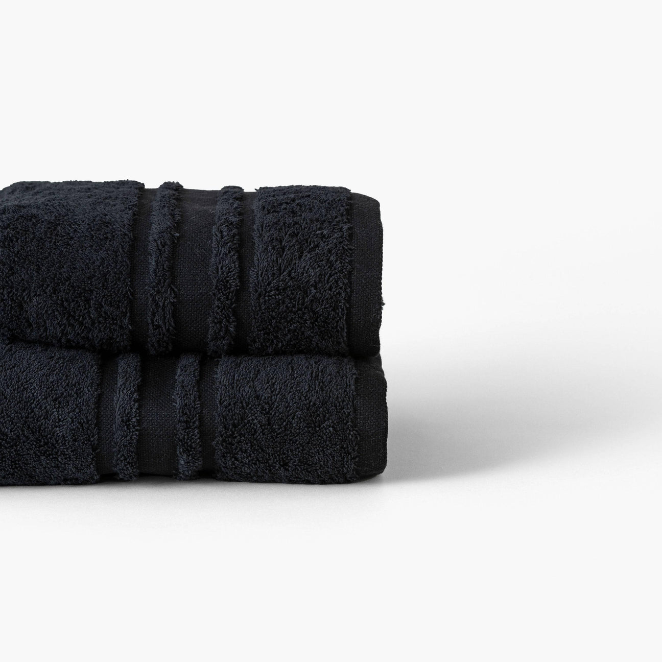 Lola II Black Cotton Bath Towel - Carré Blanc Canada