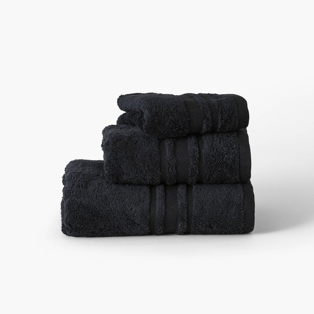 Lola II Black Cotton Bath Towel - Carré Blanc Canada