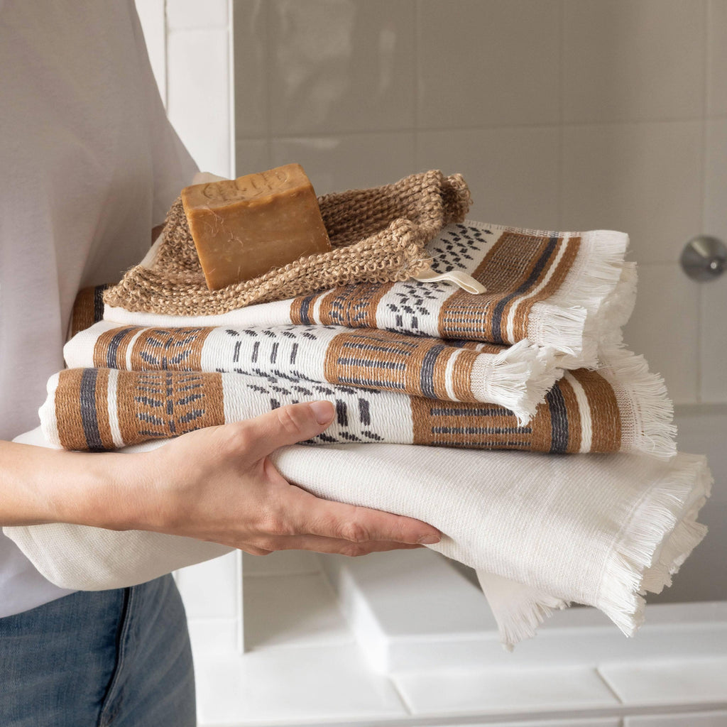 Eclipse Off White Cotton Towel - Carré Blanc Canada