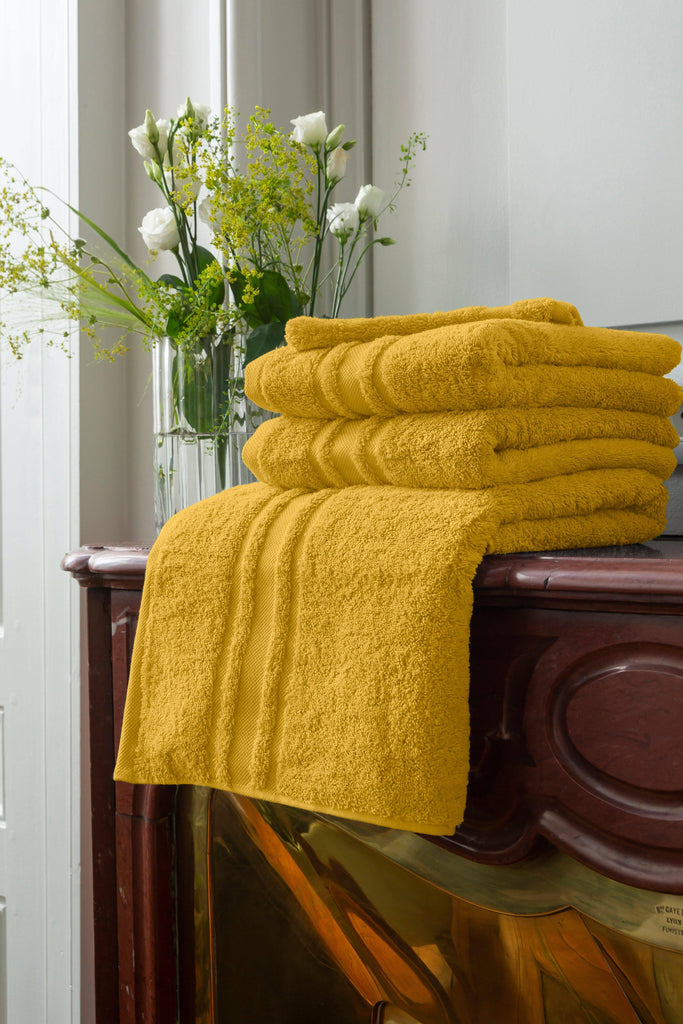 Lola II Pineapple Cotton Bath Towel - Carré Blanc Canada