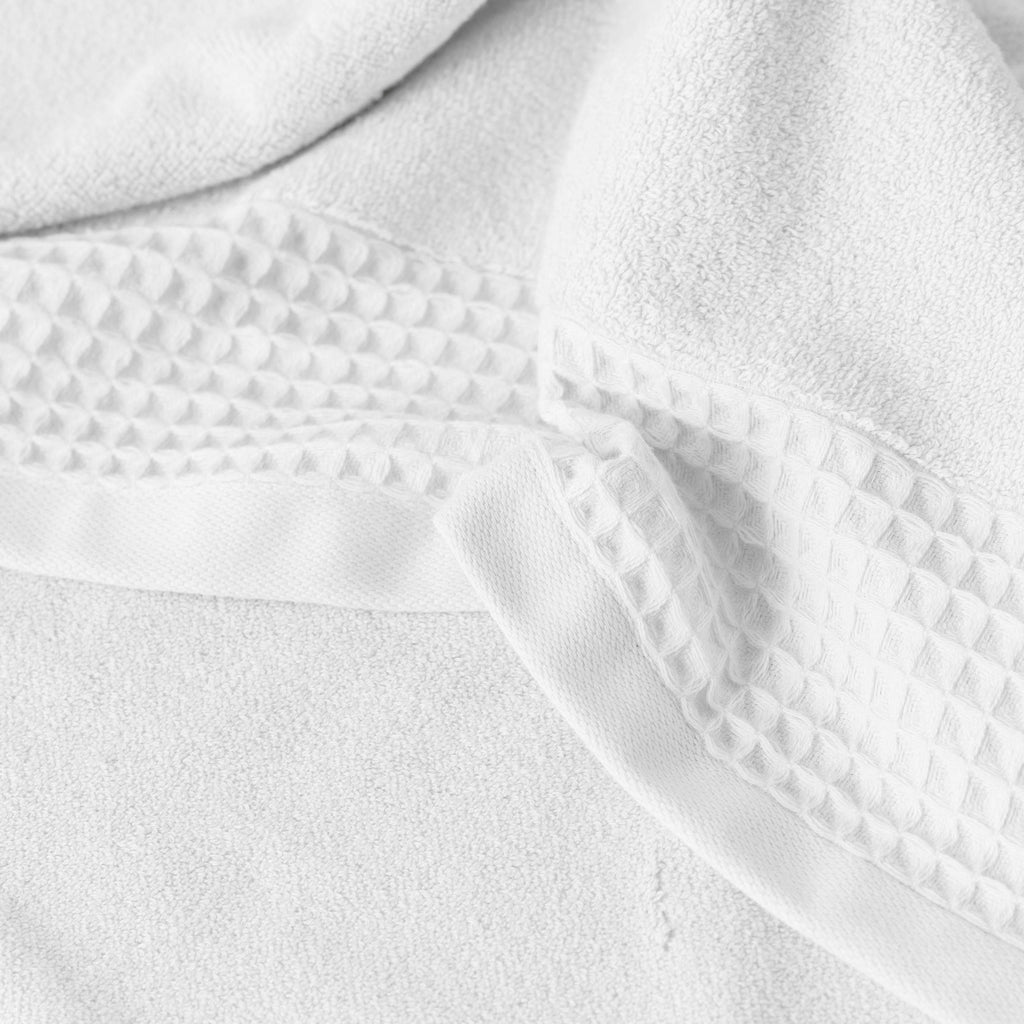 Source White Organic Cotton Bath Towel - Carré Blanc Canada