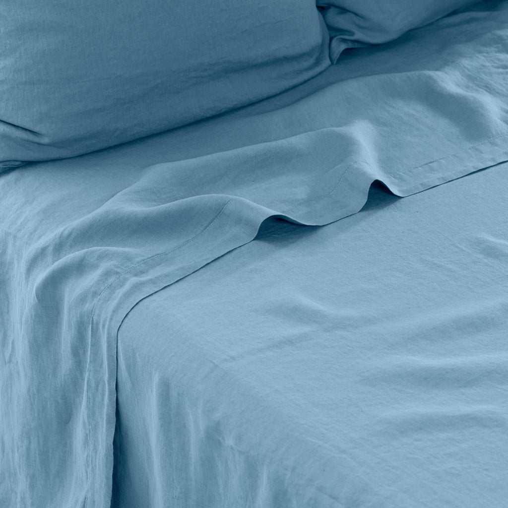 Flatsheet in Washed Linen Songe Baltic Blue - Carré Blanc Canada