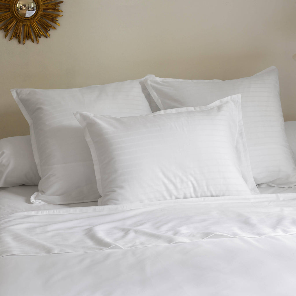 Flatsheet in Jacquard Cotton Sateen Prestige White - Carré Blanc Canada