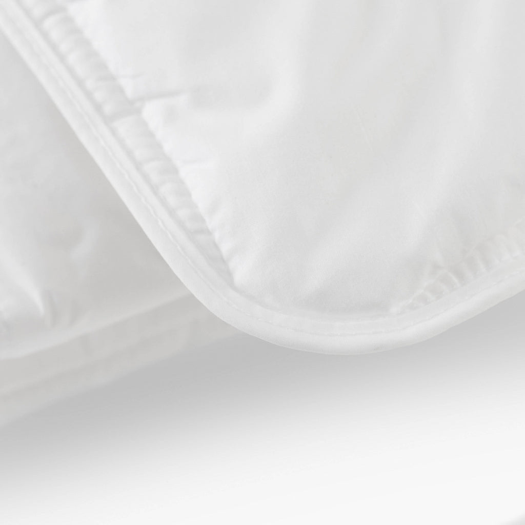 Himalaya Synthetic Summer Duvet - Carré Blanc Canada