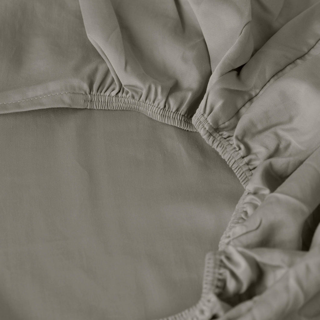 Fitted Sheet in Organic Washed Cotton Satin Quartz Jade - Carré Blanc Canada
