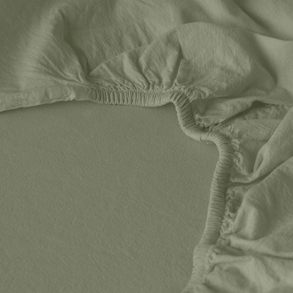 Fitted Sheet in Pure Organic Washed Cotton Souffle Sage - Carré Blanc Canada