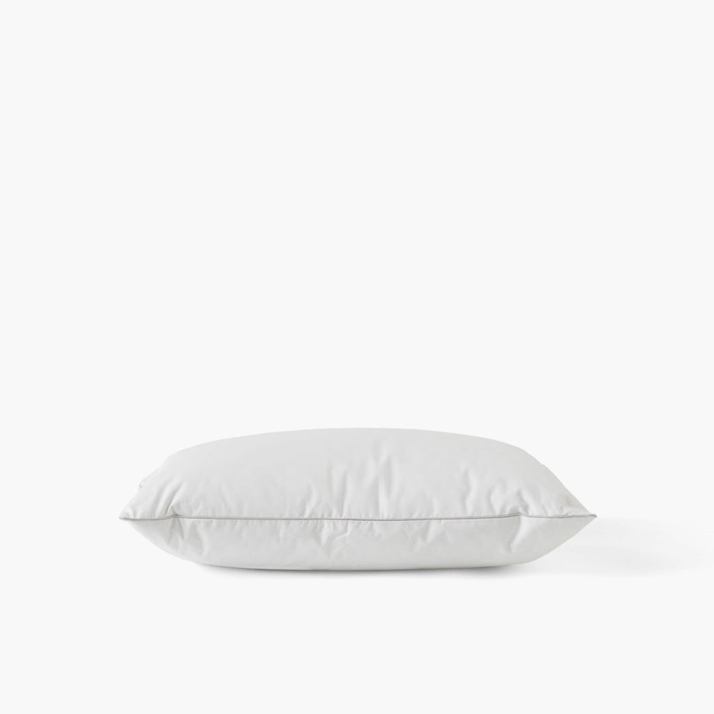 Nuage Soft Rectangular Goose Down Pillow - Carré Blanc Canada