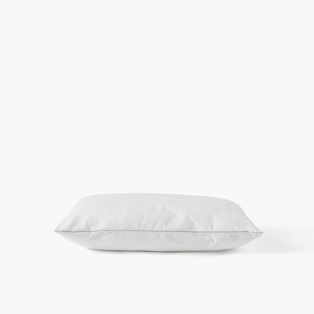 Supreme Synthetic Soft Rectangular Pillow - Carré Blanc Canada