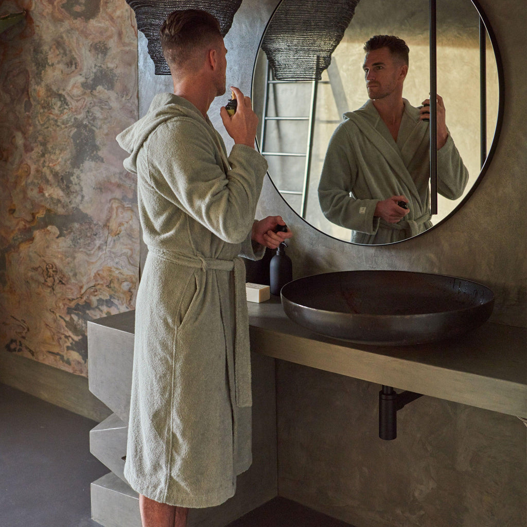 Osmose Men's Lichen Hooded Cotton Bathrobe - Carré Blanc Canada
