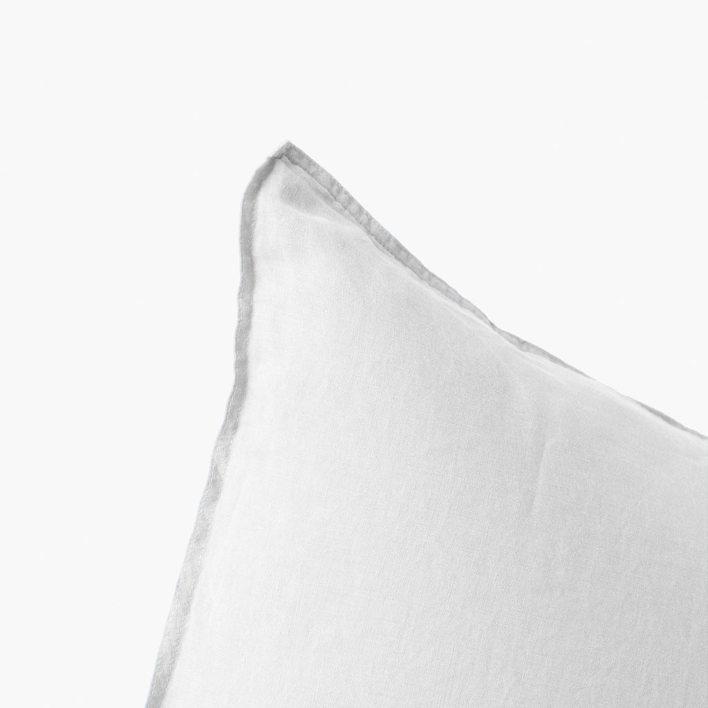 Square Pillowcase in Washed Linen Songe White - Carré Blanc Canada