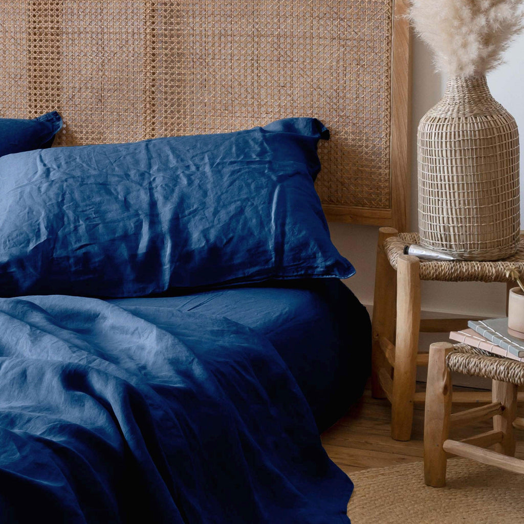 Square Pillowcase in Washed Linen Songe Ink - Carré Blanc Canada