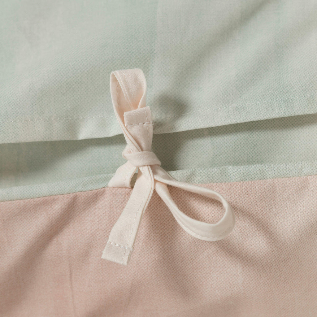 Square Pillowcase in Cotton Percale Vibration - Carré Blanc Canada