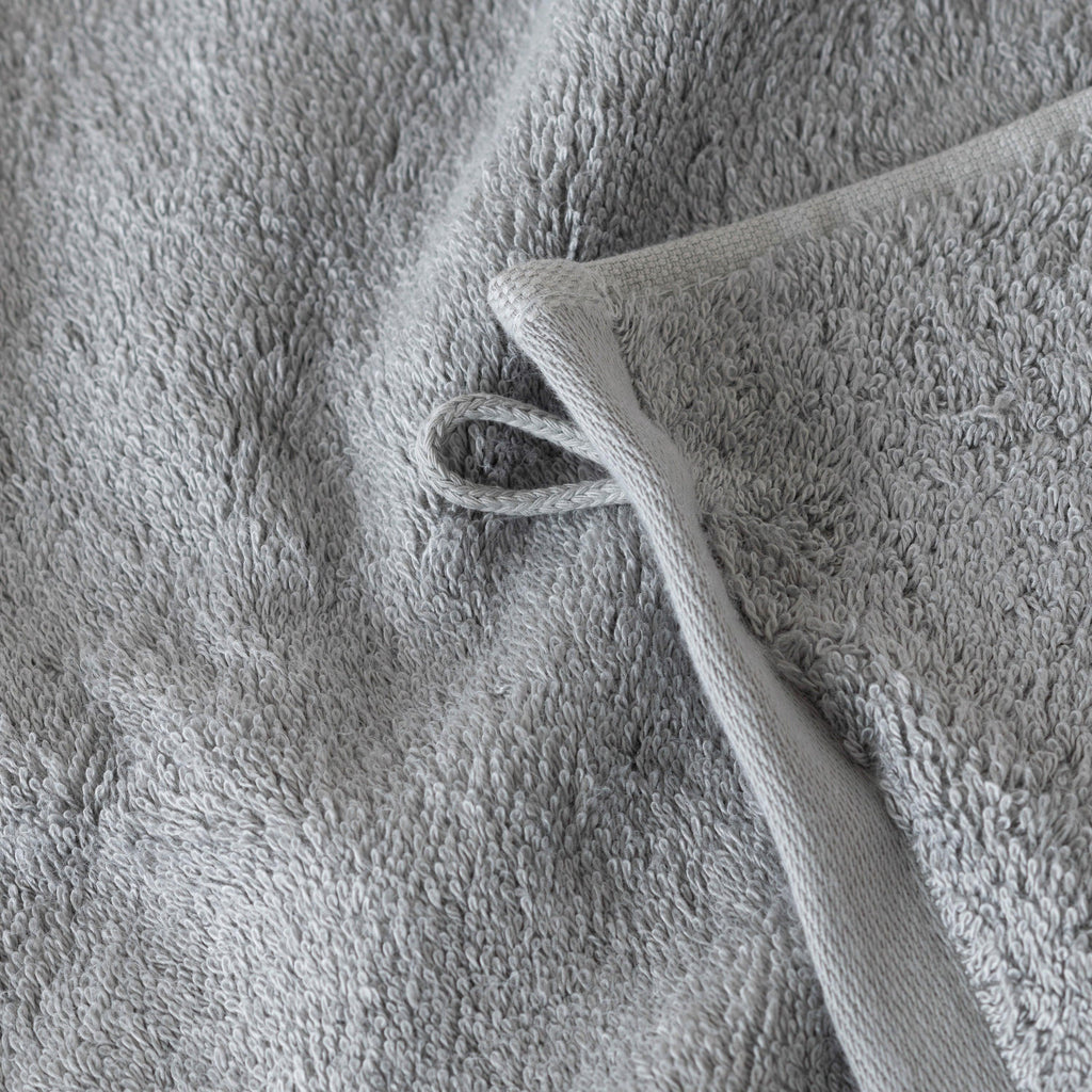 Guest Towel in Cotton Lotus Grey Green - Carré Blanc Canada
